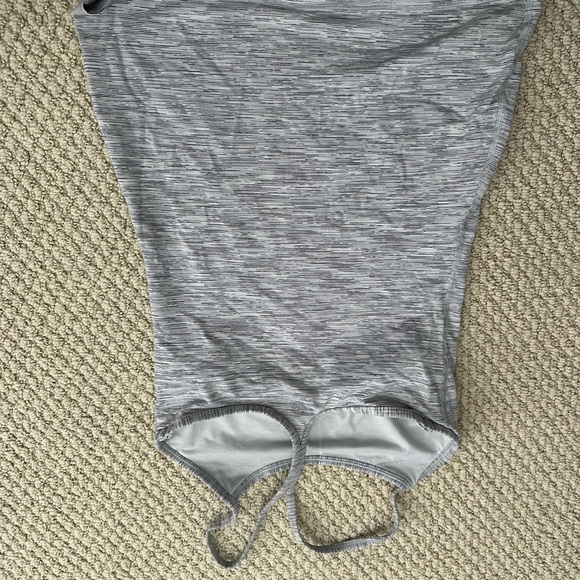 Lululemon tank top - Picture 2 of 2